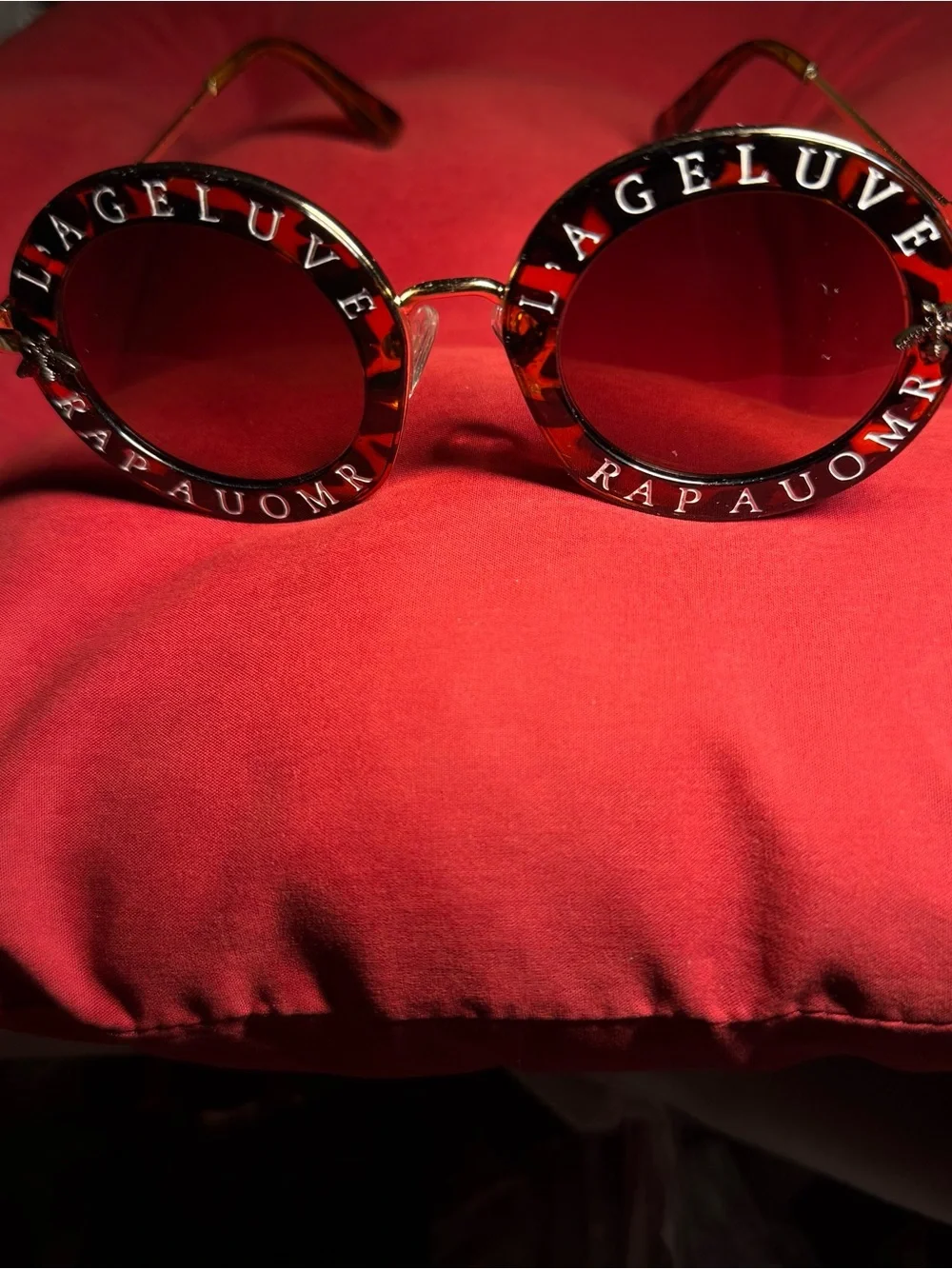 Designer Tortoiseshell Round Sunglasses with Brown Gradient Lenses